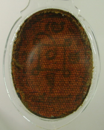 รบกวนพี่ ๆ สายตรง หลวงพ่อแดง วัดบันไดอิฐ จ.เพชรบุรี หน่อยครับ  