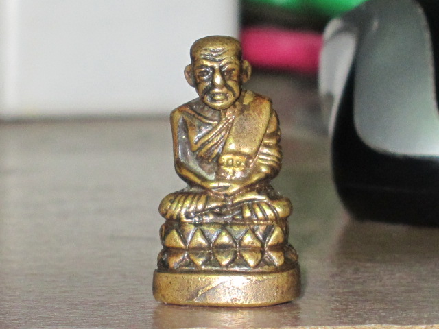 ช่วยดูหน่อยครับ