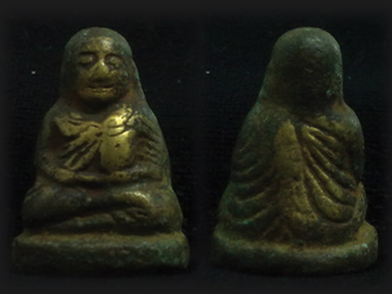 รูปหล่อหลวงพ่อเงิน วัดบางคลาน ชี้แนะด้วยครับ