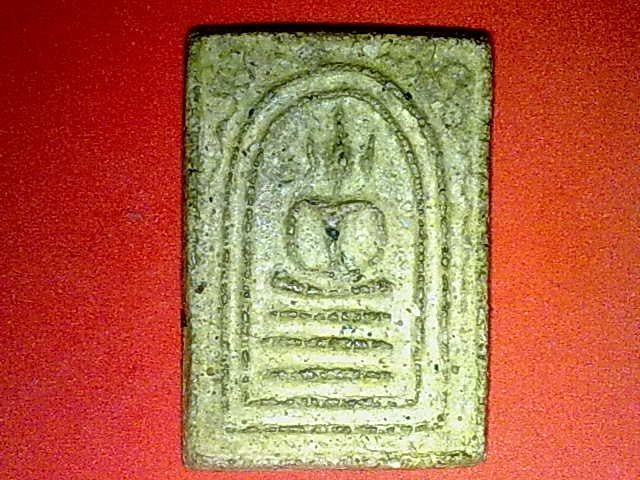 ให้เช่าหลวงพ่อแช่มและหลวงปู่จันทร์