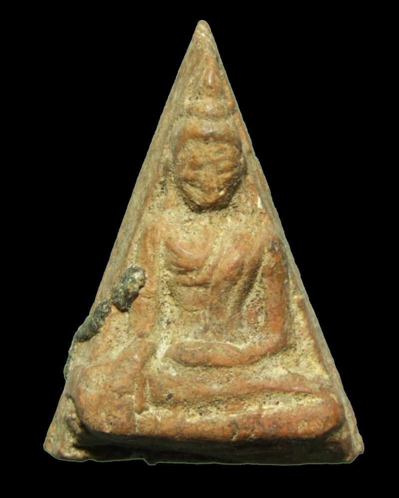 ขอความรู้ครับ พระพิมพ์นางพญา เนื้อดิน ไม่ทราบที่