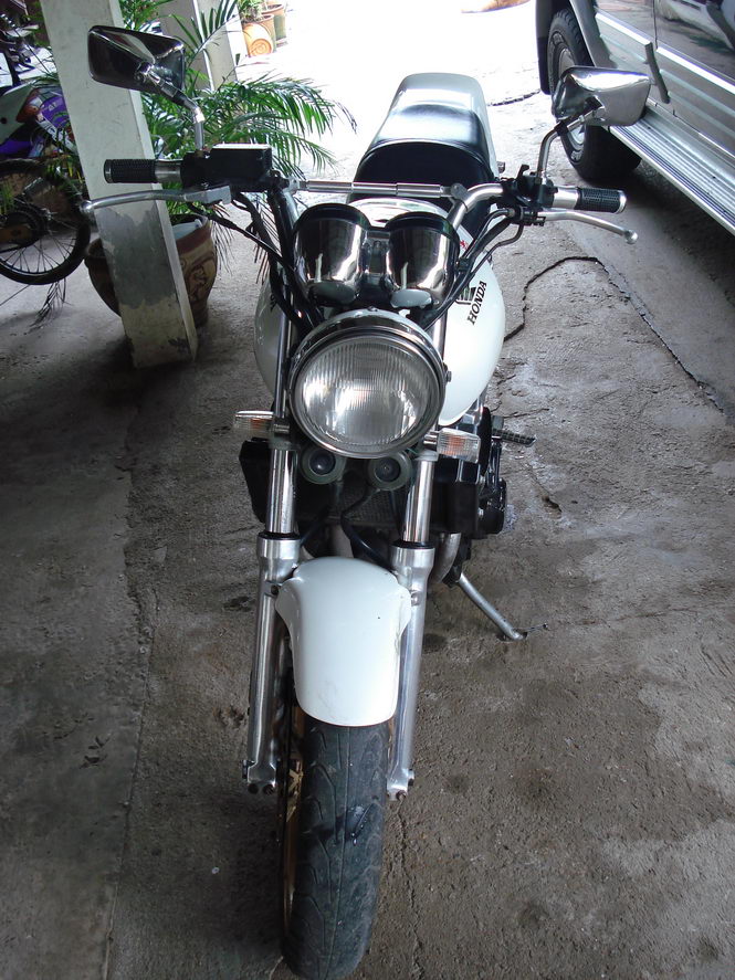 รถจักรยานยนต์ HONDA CB400 ปี'95 เอกสารครบ 65,000.*