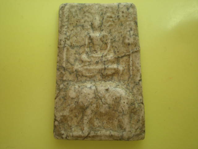 พระสมเด็จ ช่วยไขข้อข้องใจด้วยครับ