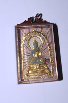 ไม่ทราบอะไรซักอย่าง รบกวนท่านผู้รู้ชี้แนะด้วยครับ