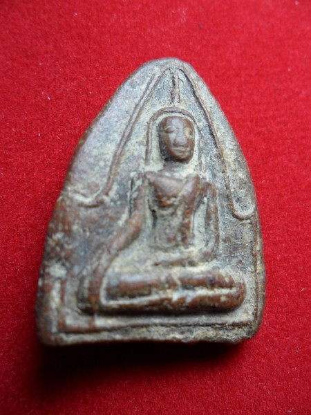 อยากทราบว่าเป็นพระอะไร