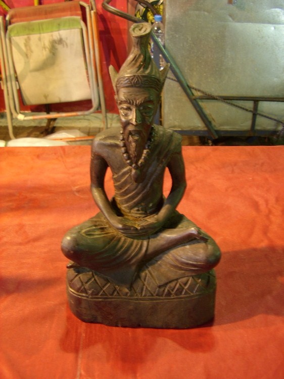 ปู่ฤษีนารอด ของเก่าสร้างจากไม้สักครับ