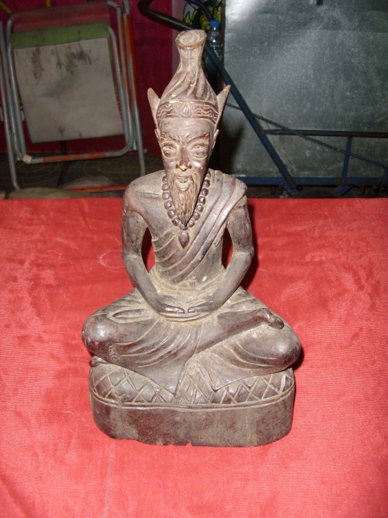 ปู่ฤษีนารอด ของเก่าสร้างจากไม้สักครับ