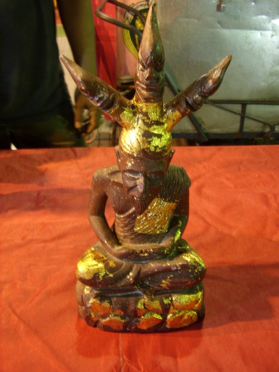 ปู่ฤษีพุชงค์ 3 เศียร