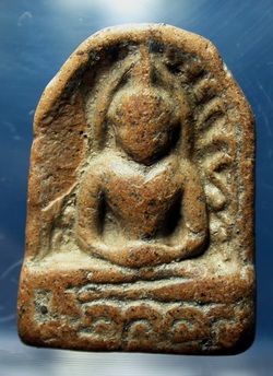 อีกองค์ครับ พระซุ้มกอกำแพงเพชรช่วยดูองค์นี้ด้วยครับ