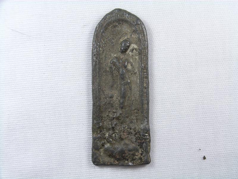 พระเนื้อชิน