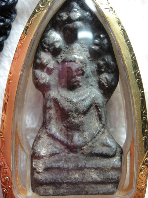 พระนาคปรก กรุวัดราชบูรณะ แท้มั้ยครับ