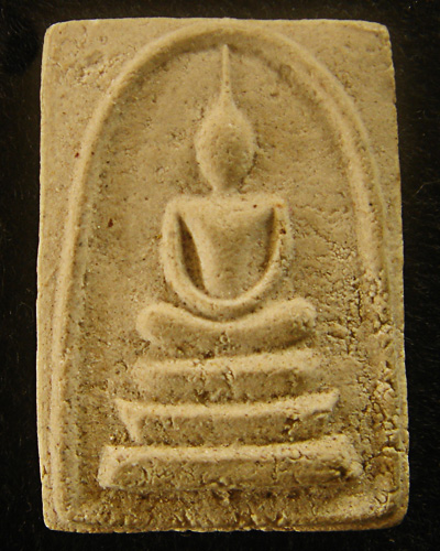 พระสมเด็จไม่ทราบวัด ช่วยชี้แนะด้วยครับ