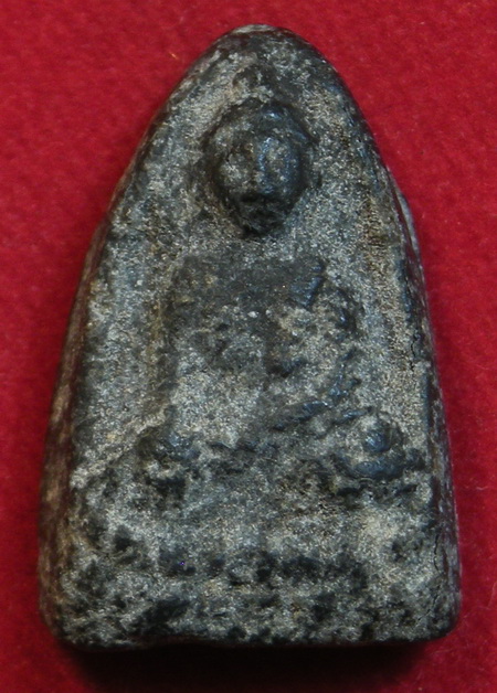 ใครทราบบ้างครับพระอะไรวัดไหนปีไหน