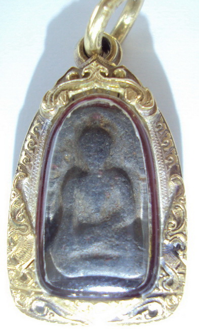 ช่วยดูพระรอดกรุวัดหัวข่วง เชียงใหม่ด้วยค่ะ