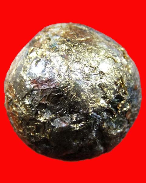 สอบถามลูกอมท่านผู้รู้หน่อยครับ