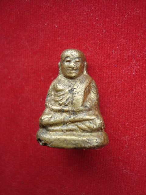 รูปหล่อหลวงพ่อเงิน ไม่ทราบวัด แท้มั๊ยครับ ขอบคุณครับ