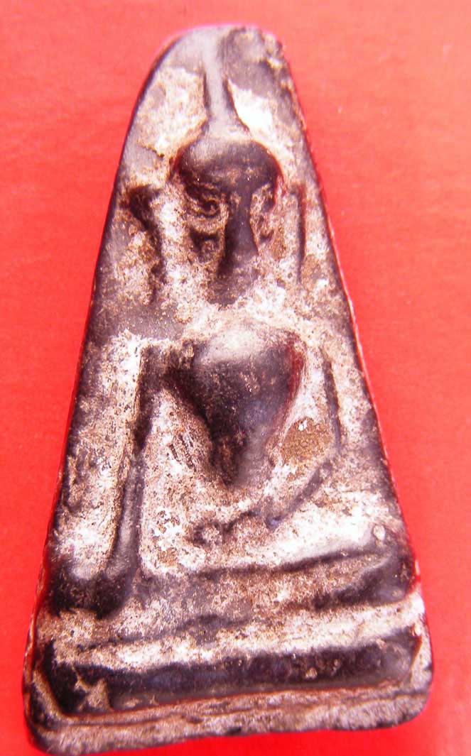 ช่วยดูพระผงสุพรรณให้ด้วยครับ