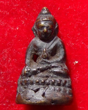 ชัยวัฒน์ 2 องค์ .. ไม่ทราบวัด