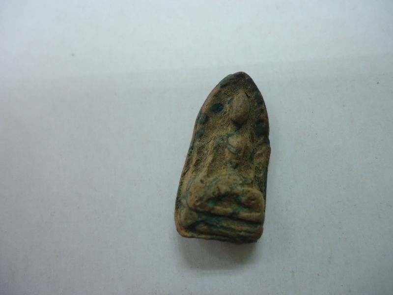 รบกวนพี่ๆดูพระรอด องค์นี้ให้ด้วยครับสมบัติปู่