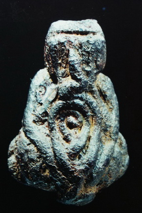 พระปิดตา ลพ จัน วัดโมลี เนื้อแร่บางไผ่ พิมพ์เศียรตัด