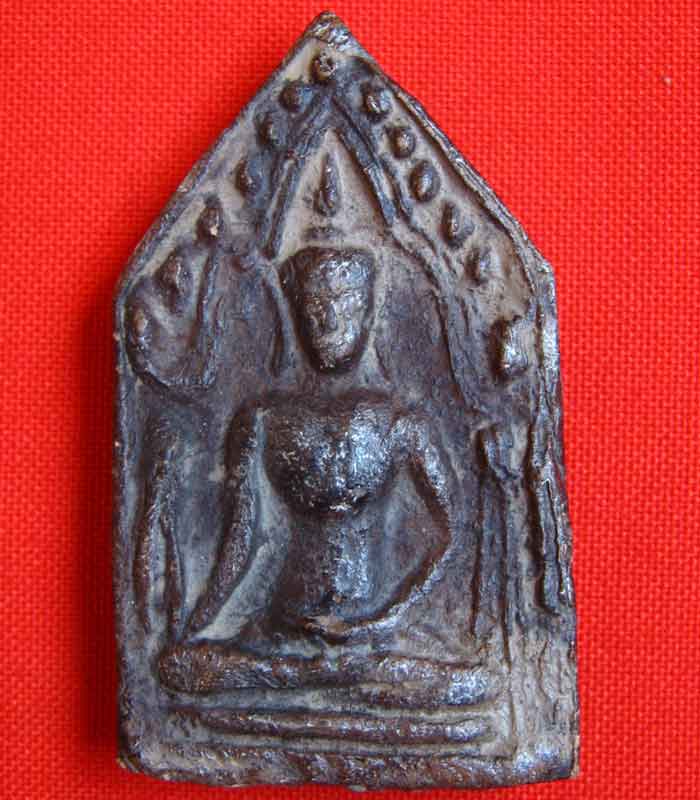  พระขุนแผน แท้ใหมครับ กรุ หรือ เกจิ สร้างครับ