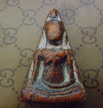 รบกวนสอบถามพระนางพญาเข่าโค้งครับ