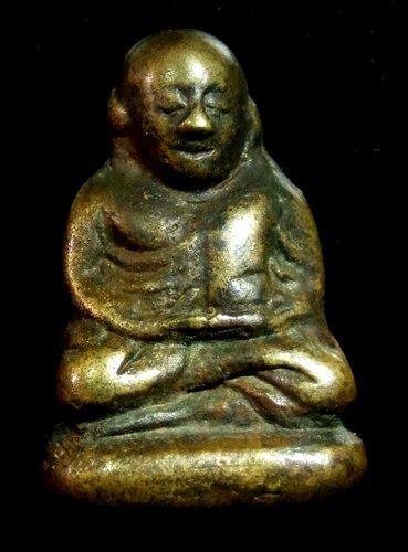 รูปหล่อ ลพ.เงินครับ เก่ามาก