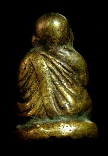 รูปหล่อ ลพ.เงินครับ เก่ามาก