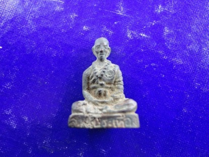 รูปหล่อหลวงพ่อประเทือง วัด หนองยางทอย