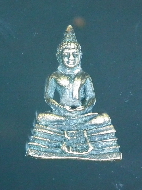 กริ่ง หลวงพ่อโสธรองค์นี้พอมีใครทราบประวัติไหมครับ