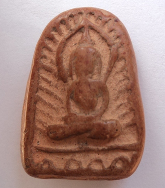 พระซุ้มกอเนื้อดิน