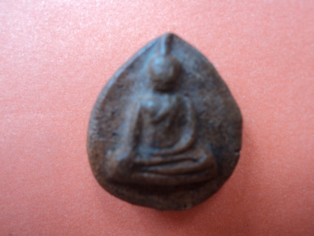 ใช้พระกรุสุโขทัย รึเปล่า