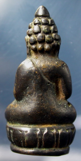 พระชัยวัฒน์ท่านเจ้ามา พิมพ์ล้มลุกครับติชมกันหน่อยนะครับ