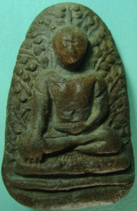 ขอถามท่านผู้รู้ทุกท่านว่าพระเปิมองค์นี้แท้หรือเปล่าครับ