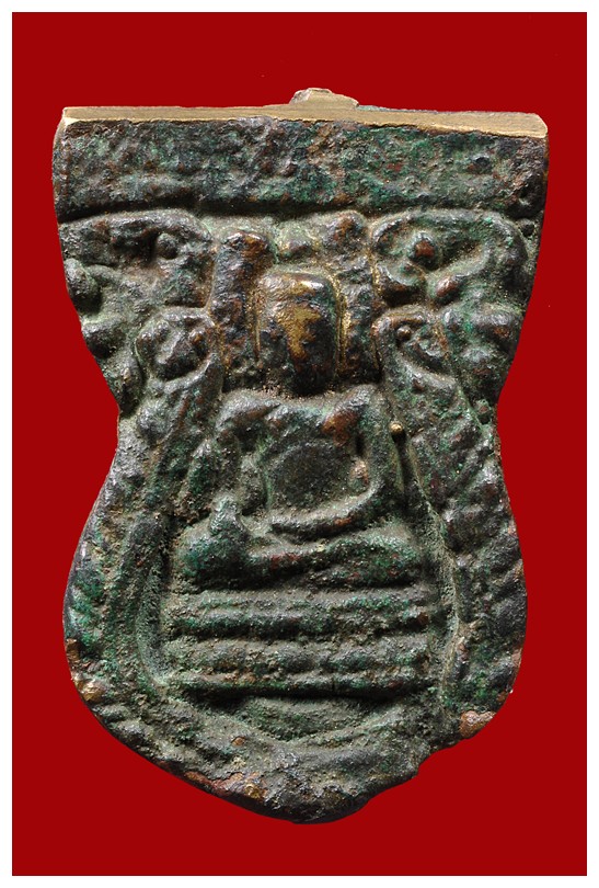 ช่วยดูหน่อยครับว่าพระเหรียญนี้ออกวัดไหน