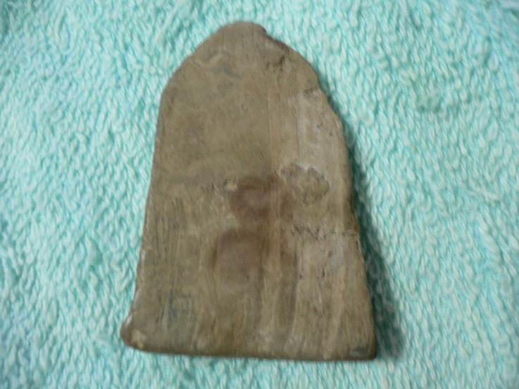 เรียนท่านผู้รู้ครับว่าเป็นพระอะไร แท้หรือเปล่าคัรบ