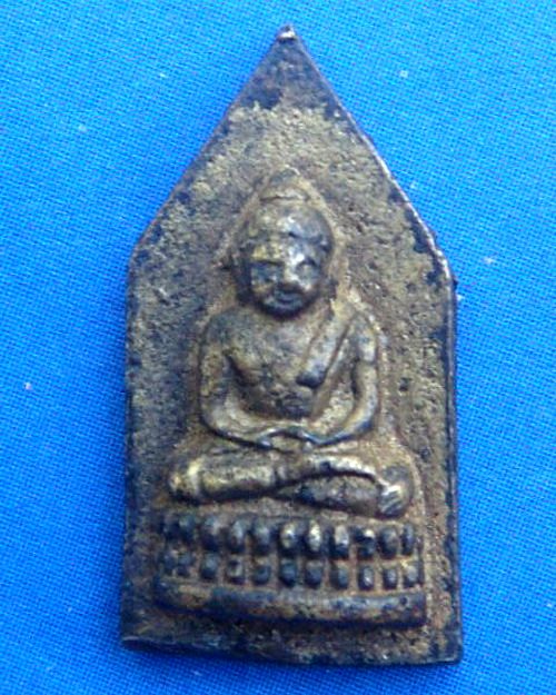 เหรียญหล่อพิมพ์ห้าเหลี่ยม ใช่ของวัดสุทัศน์ ไหมครับ