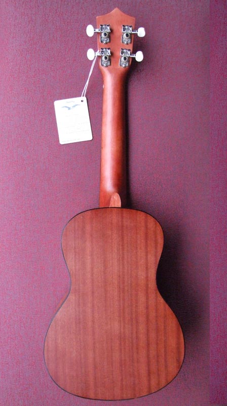 จำหน่าย อูีคูเลเล่ (กีตาร์ฮาวาย) 4 สาย สวยๆ เสียงดี ครับ