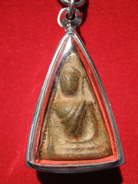 พระกรุนางพญาพิมพ์เขียว 800 ปี