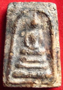 ฝากผู้ชำนาญช่วยดูพระสมเด็จให้หน่อยครับ