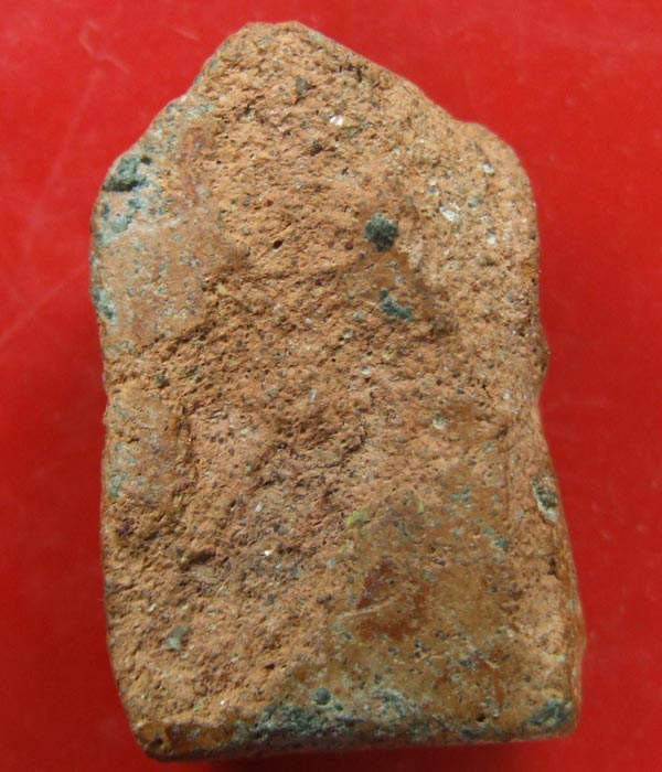 พระกรุเนื้อดินไม่ทราบกรุใครรู้ช่วยแนะนำด้วยครับ