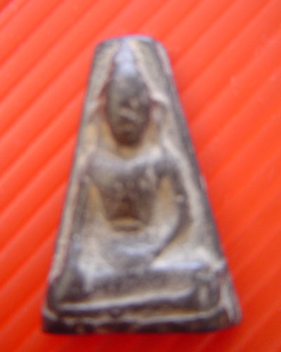 พระกรุหรือเปล่าครับ แท้หรือเก๊ครับ