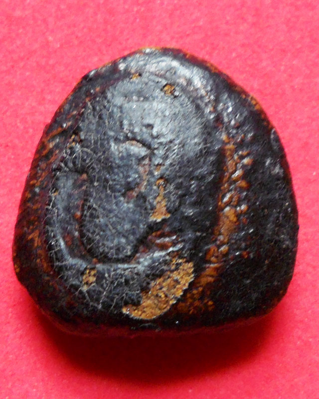 ใช่ปิดตาหลวงปู่ศุขไหมครับ