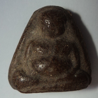 ใช้พระกรุหรือเปล่าครับ