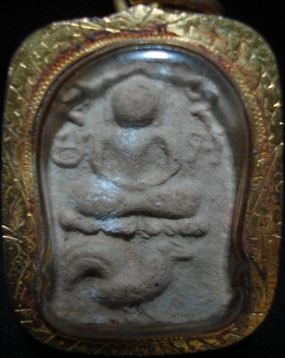 พระหลวงพ่อปาน 2 องค์นี้แท้มั้ยครับ