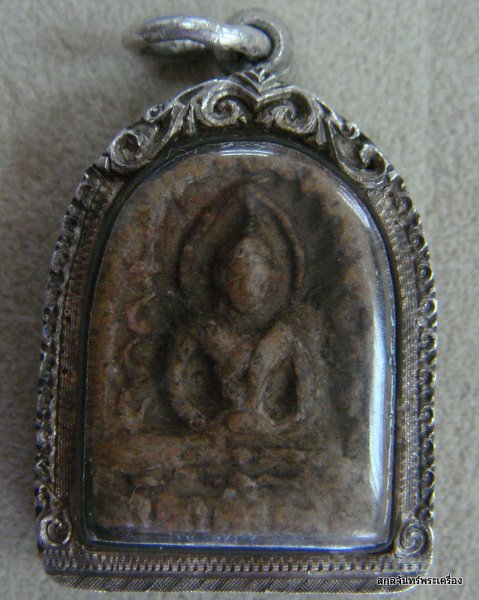 พระเนื้อดินครับ