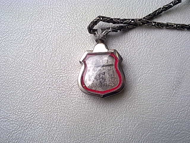 หลวงพ่อโสธร รุ่นแรกครับลองแนะนำหน่อยครับแท้จริงยังไงน้อมรับครับ