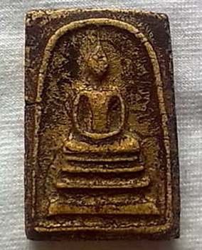 รบกวนผู้รู้ช่วยดูพระสมเด็จให้หน่อยครับ