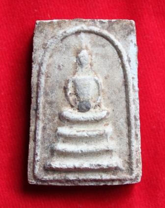 พระสมเด็จเนื้อผง ขีดแดง  ฝังตะกรุด หลวงพ่อนารถ วัดศรีโลหะฯ    