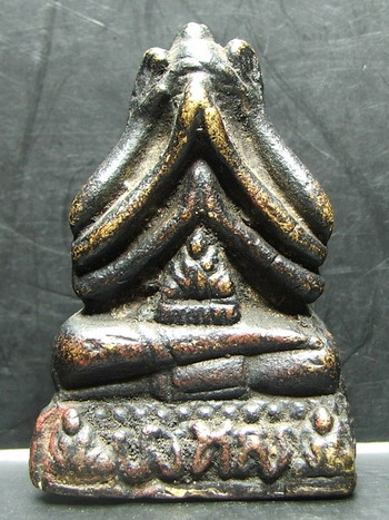 รบกวนด้วยครับพี่ๆ พระปิดตาองค์นี้ไม่ทราบจริงๆ 